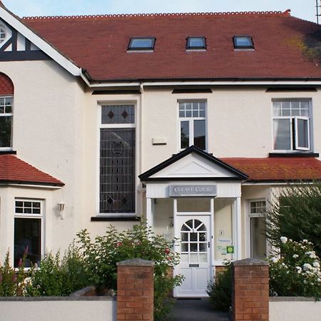 Cleave Court Guest House Llandudno Extérieur photo