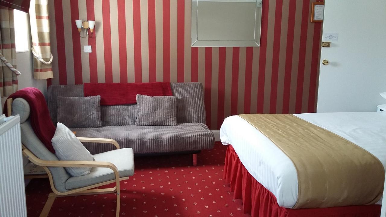 Cleave Court Guest House Llandudno Extérieur photo