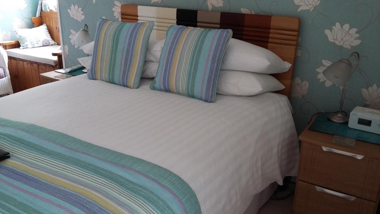 Cleave Court Guest House Llandudno Extérieur photo